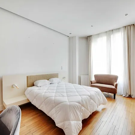 Sophisticated Appt 4 Bdr 8p - 17e Porte D'asnieres Paris