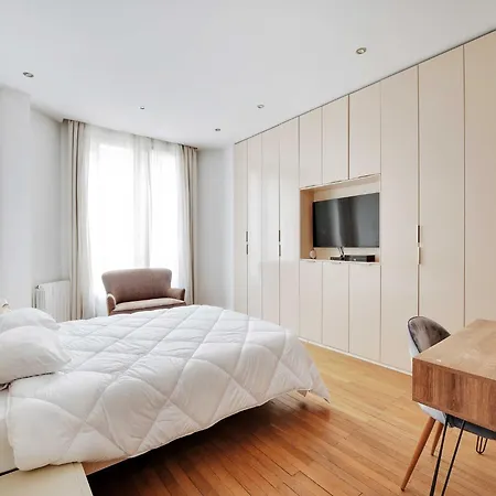 Sophisticated Appt 4 Bdr 8p - 17e Porte D'asnieres *